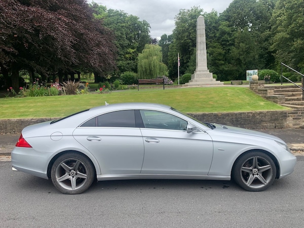 Used Mercedes-Benz CLS 2010 for sale - 74929577: Photo 5