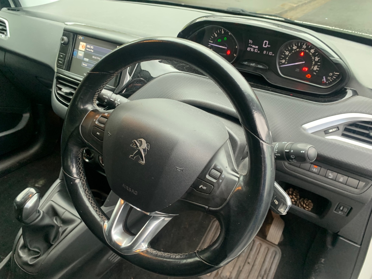 Used Peugeot 208 2016 for sale - 77460381: Photo 10