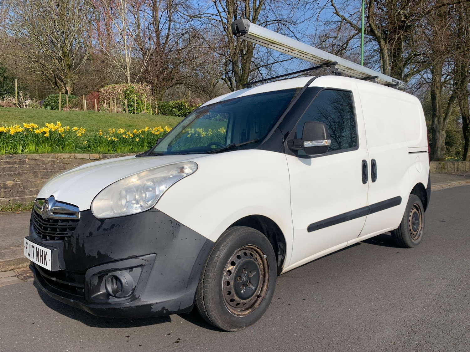 Used Vauxhall Combo 2017 for sale - 77963822: Photo 1