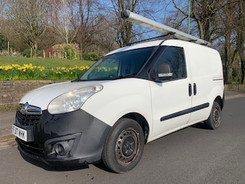 Used Vauxhall Combo 2017 for sale - 77963822: Photo