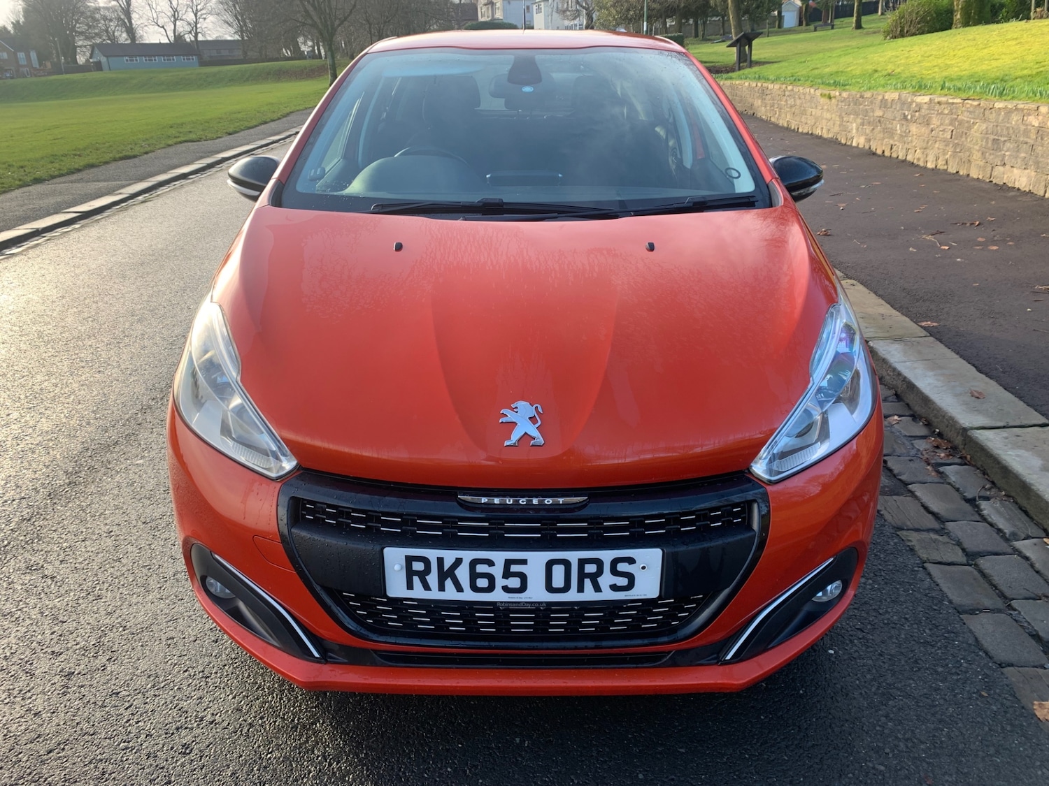 Used Peugeot 208 2015 for sale - 77208713: Photo 2