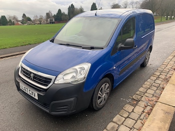 Used Peugeot Partner 2017 for sale - 76829586: Photo