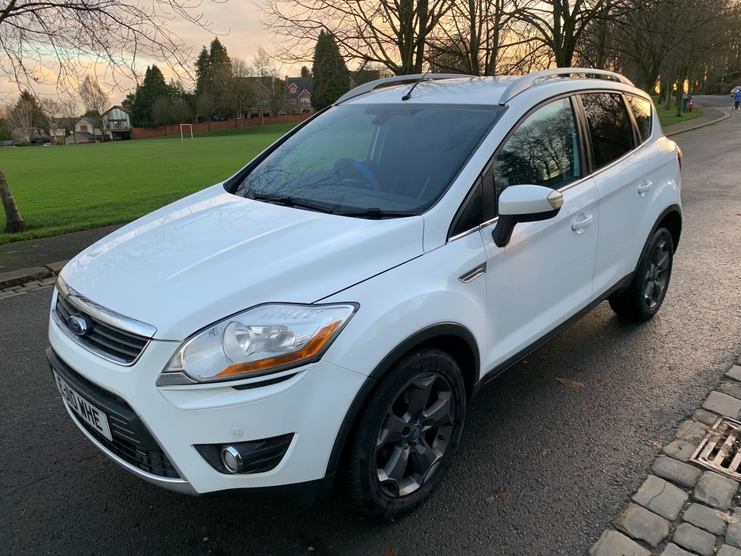 Used Ford Kuga 2010 for sale - 77001482: Photo 3