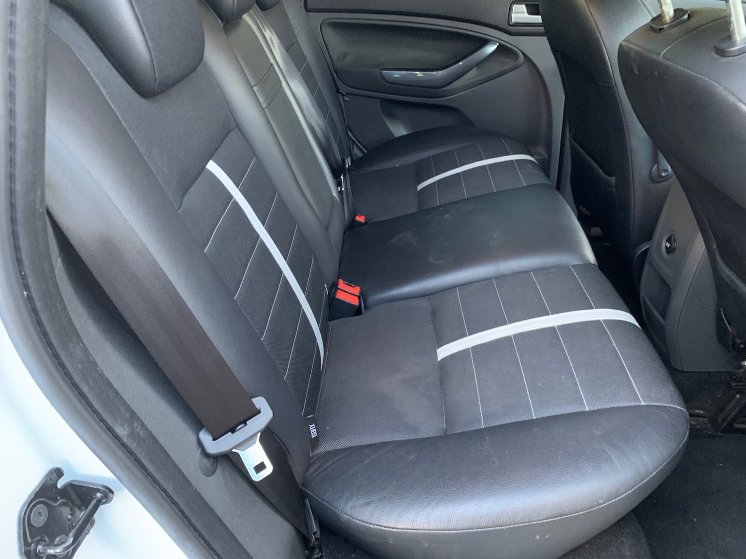 Used Ford Kuga 2010 for sale - 77001482: Photo 9