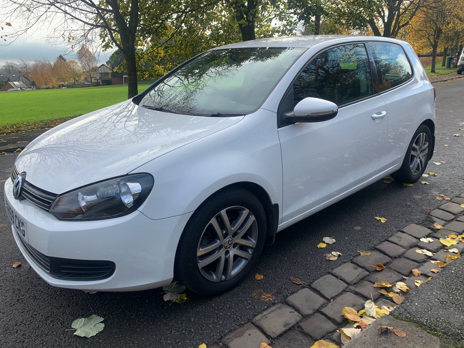 Used Volkswagen Golf 2009 for sale - 76505298: Photo 3