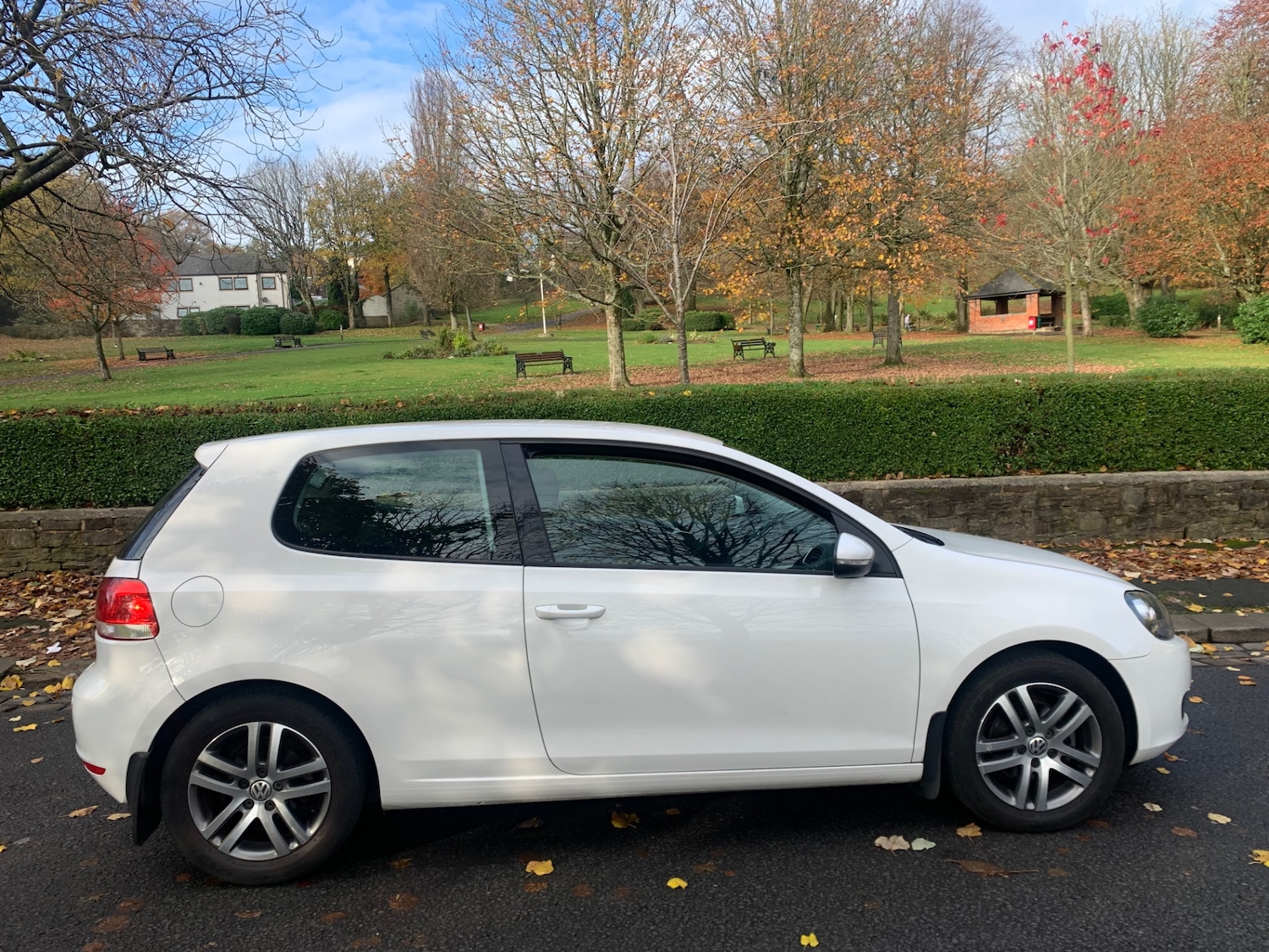 Used Volkswagen Golf 2009 for sale - 76505298: Photo 8