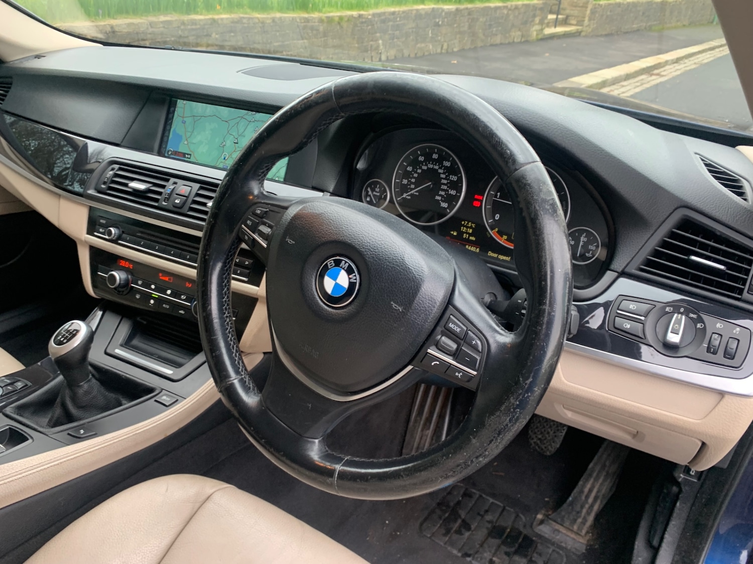 Used BMW 5 Series 2010 for sale - 77487330: Photo 11