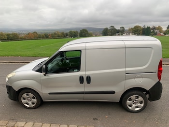 Used Fiat Doblo 2011 for sale - 76232729: Photo