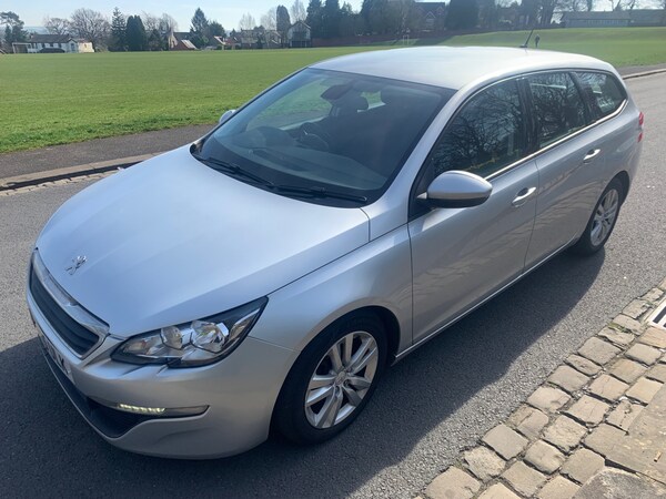 Used Peugeot 308 2015 for sale - 74152969: Photo 8