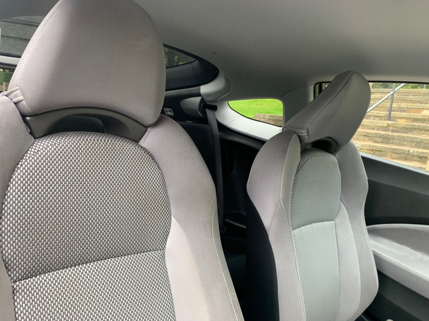 Used Honda CR-Z 2011 for sale - 75995217: Photo 10