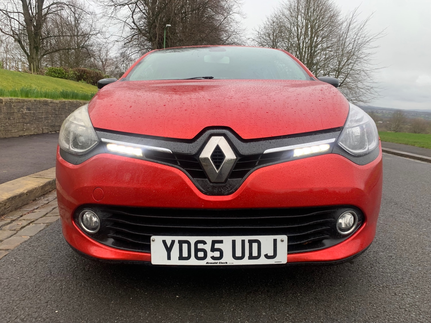 Used Renault Clio 2015 for sale - 77530198: Photo 2