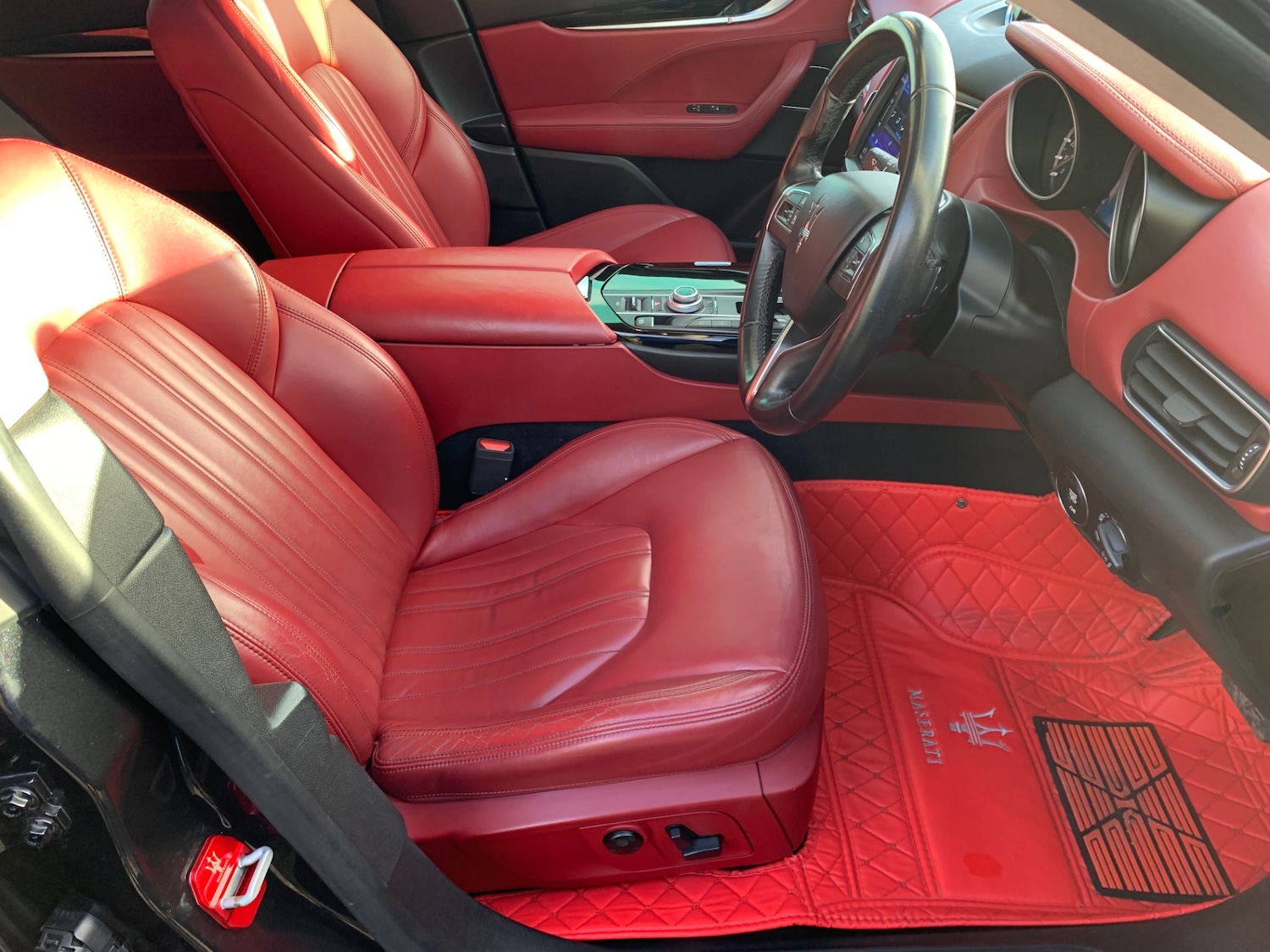 Used Maserati Levante 2016 for sale - 77004880: Photo 11