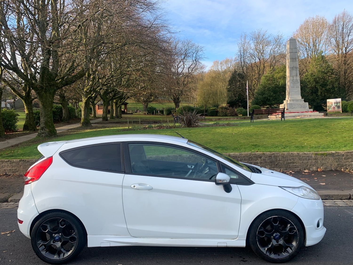 Used Ford Fiesta 2012 for sale - 76651305: Photo 3