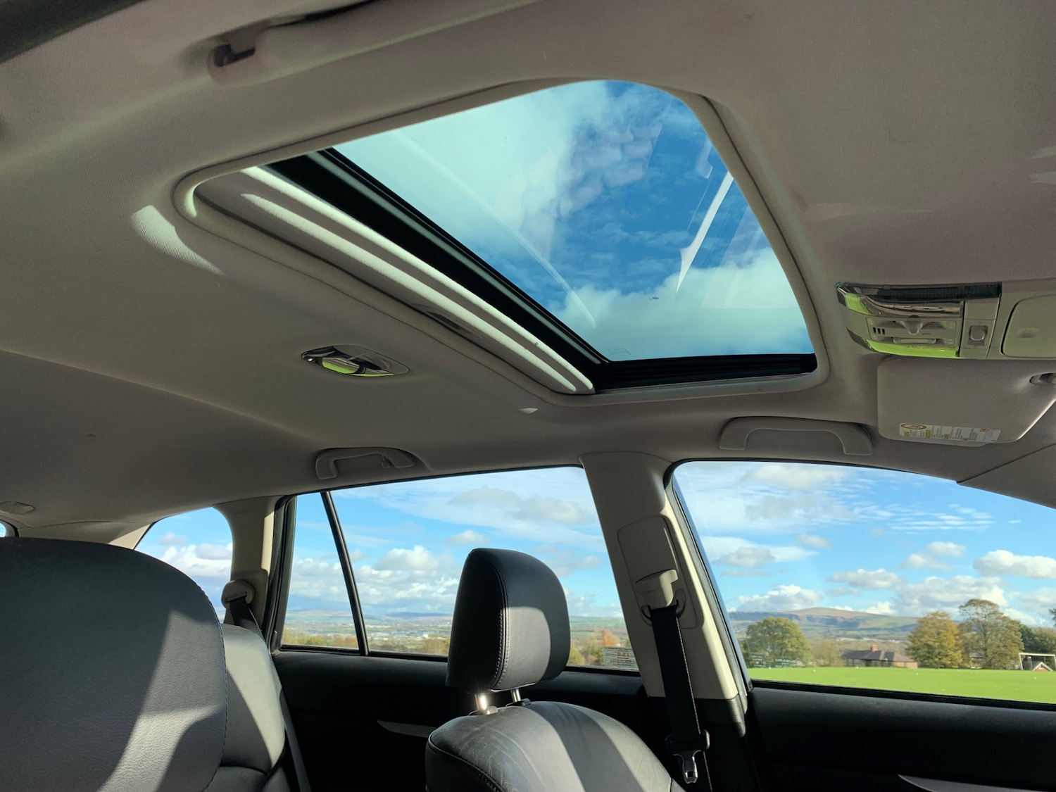 Used Subaru Outback 2011 for sale - 76383229: Photo 12