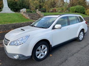 2011 (60) - 2.0D SE Outback 5dr ESTATE