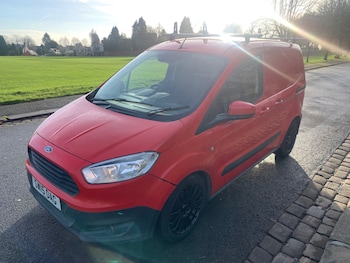 Used Ford Transit Courier 2015 for sale - 76829593: Photo