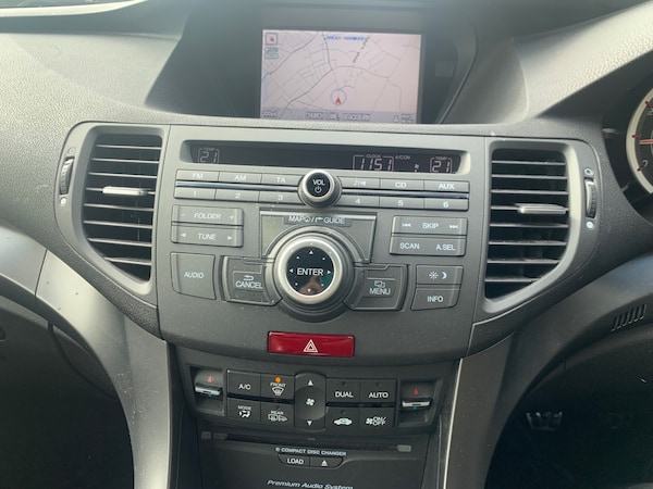 Used Honda Accord 2015 for sale - 74151989: Photo 12