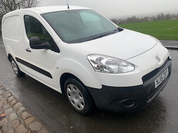 Used Peugeot Partner 2015 for sale - 77679082: Photo