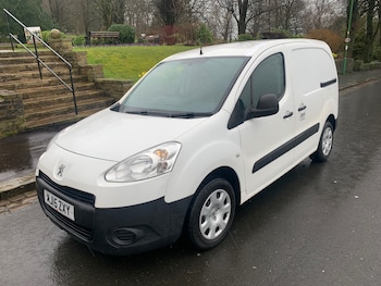 Used Peugeot Partner 2015 for sale - 77679082: Photo