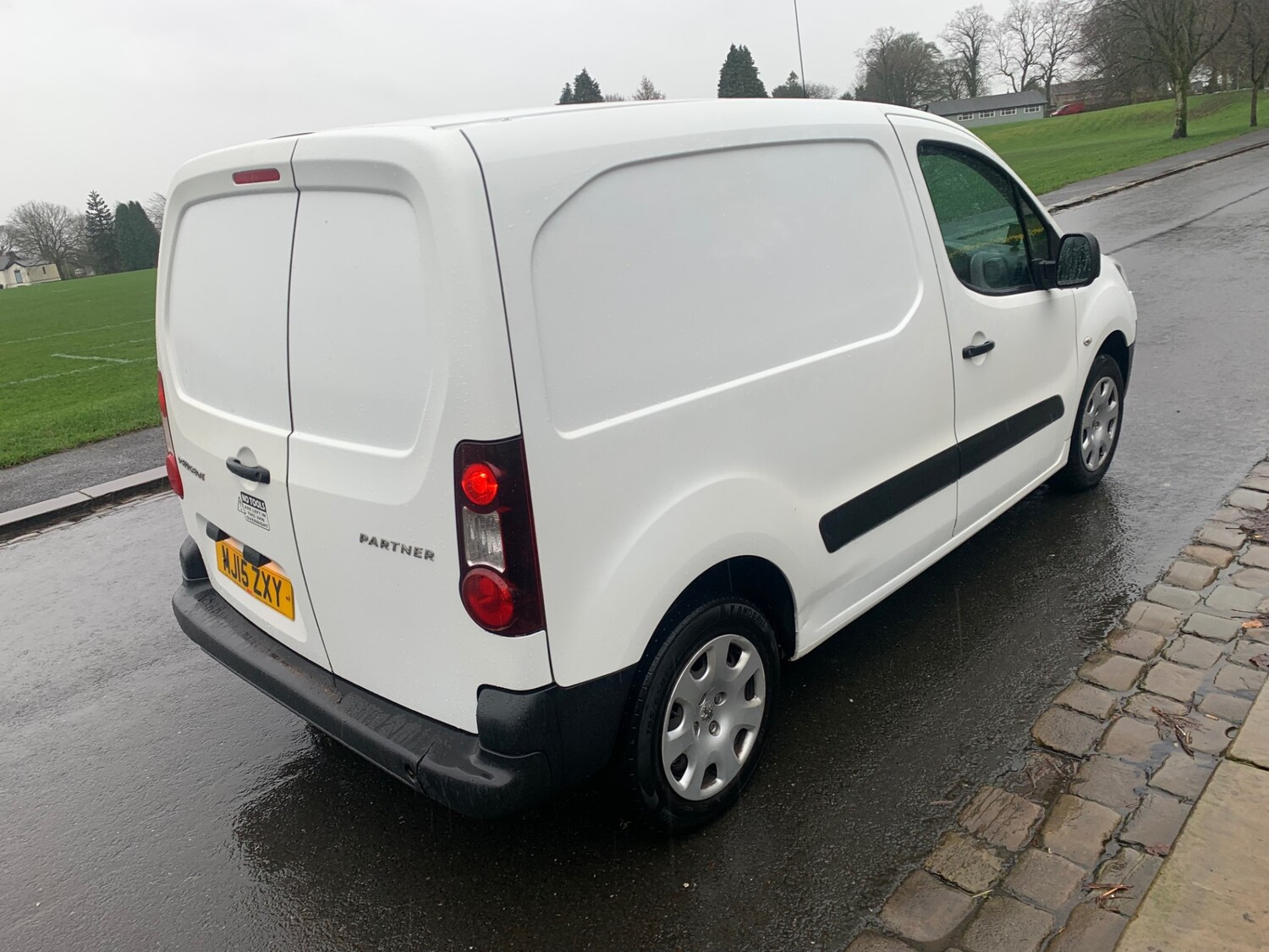 Used Peugeot Partner 2015 for sale - 77679082: Photo 7