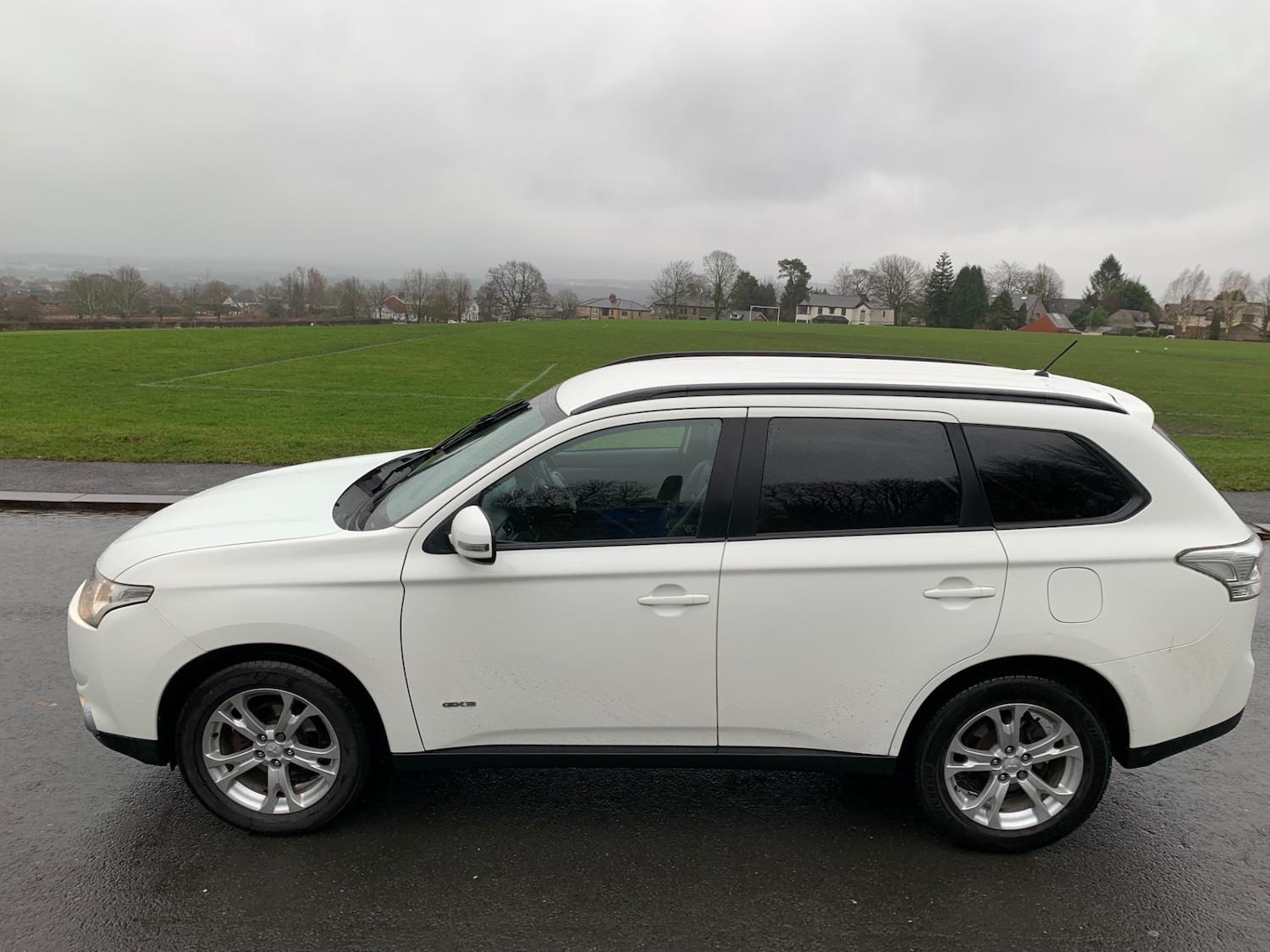 Used Mitsubishi Outlander 2014 for sale - 77460374: Photo 4
