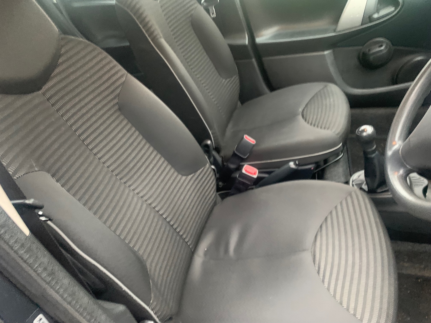 Used Peugeot 107 2012 for sale - 76437945: Photo 10