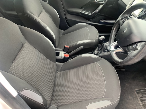 Used Peugeot 208 2016 for sale - 75421268: Photo 10