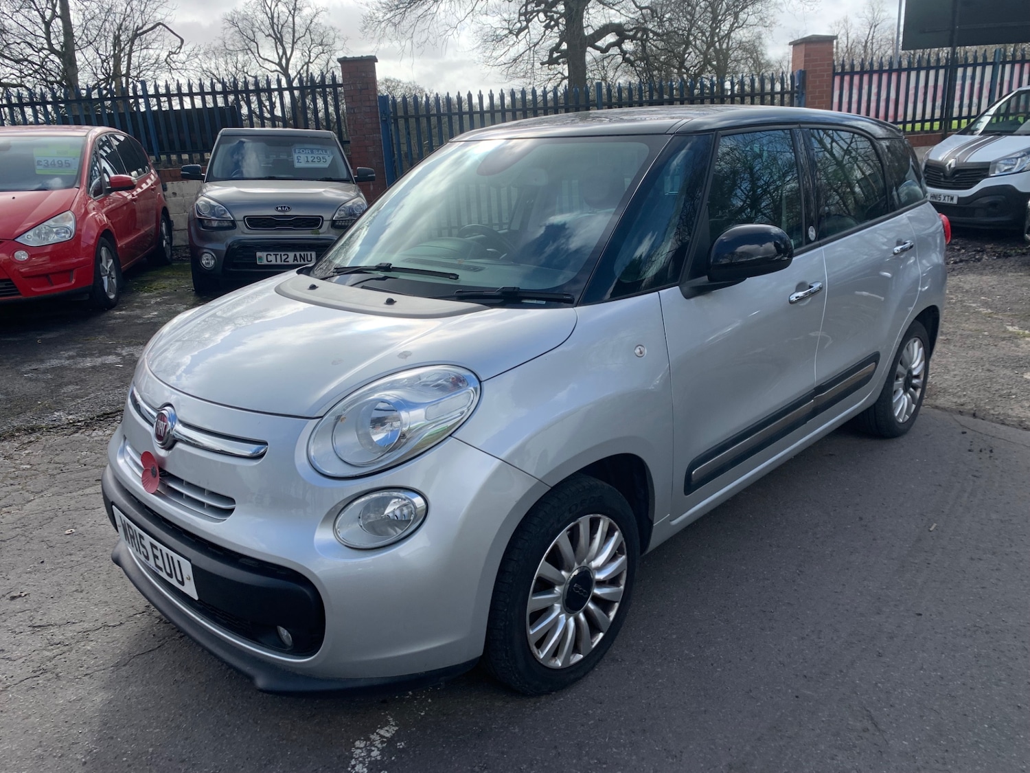 Used Fiat 500L 2015 for sale - 77831717: Photo 3