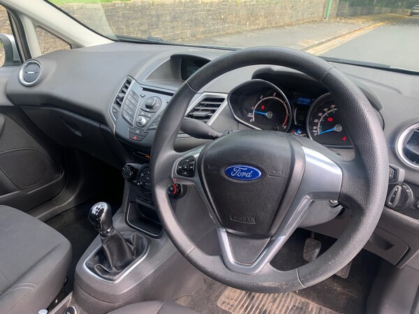 Used Ford Fiesta 2013 for sale - 75304299: Photo 11