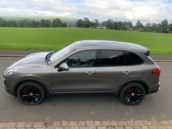 Used Porsche Cayenne 2015 for sale - 78791601: Photo