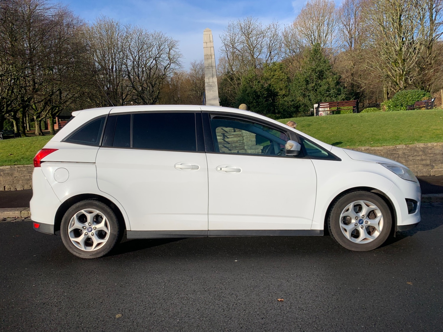 Used Ford Grand C-Max 2013 for sale - 76777732: Photo 8