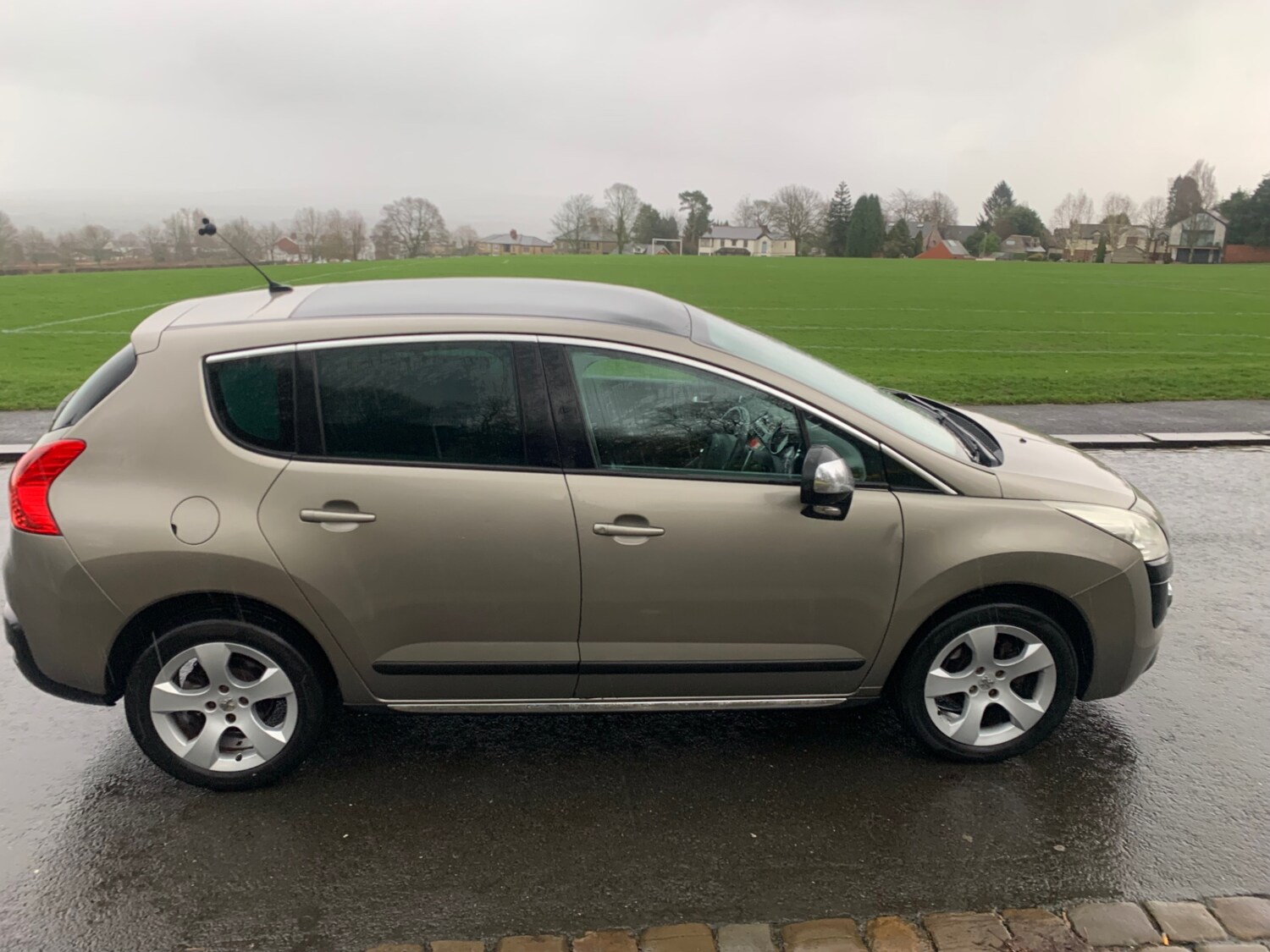 Used Peugeot 3008 2011 for sale - 77691258: Photo 9