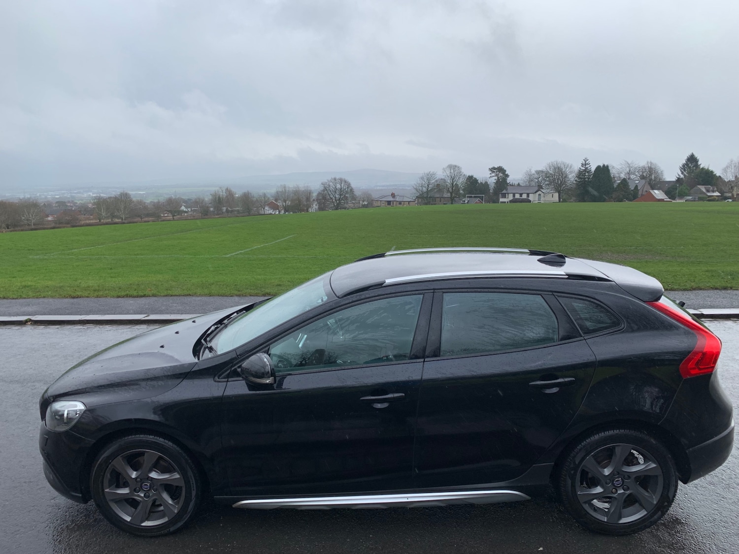 Used Volvo V40 2014 for sale - 77475687: Photo 4