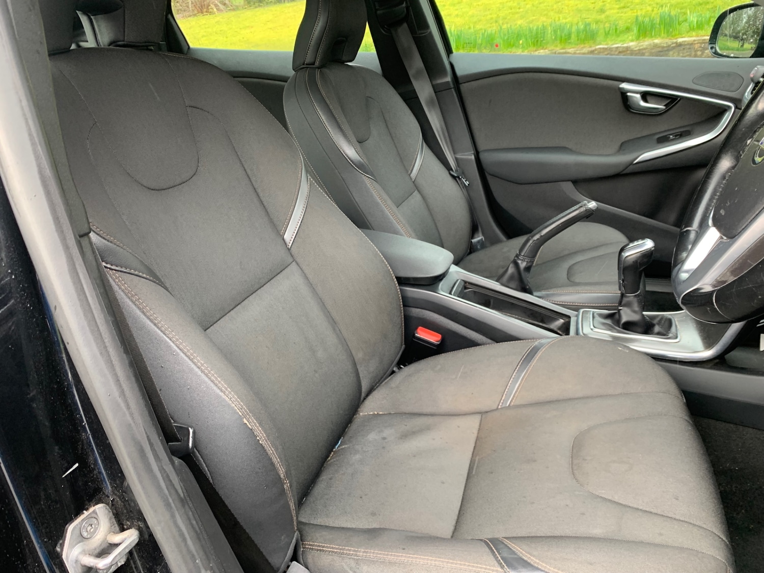 Used Volvo V40 2014 for sale - 77475687: Photo 9