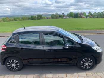 Used Peugeot 208 2014 for sale - 74549736: Photo