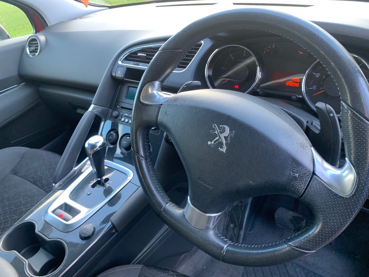 Used Peugeot 3008 2015 for sale - 77568435: Photo 10