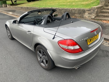 Used Mercedes-Benz SLK 2006 for sale - 75690002: Photo