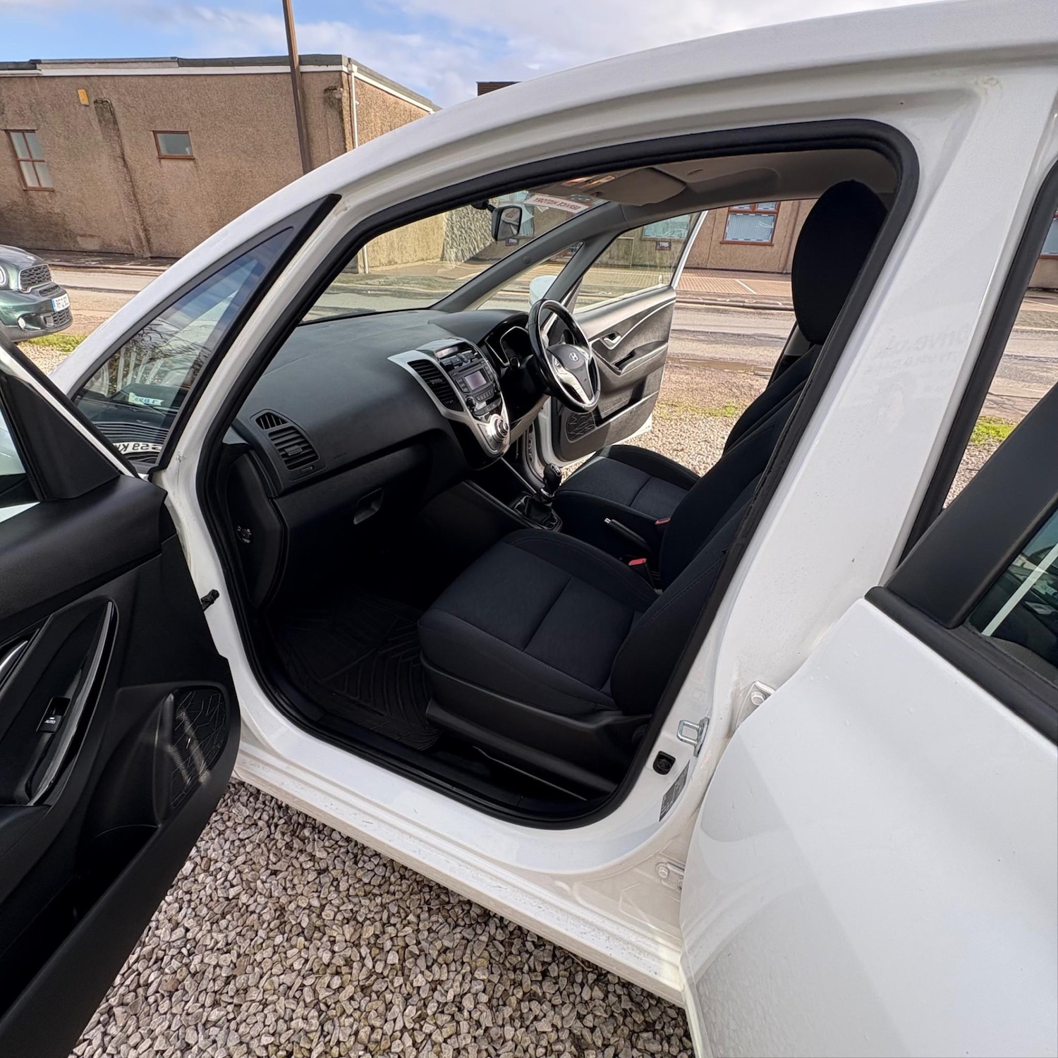 Used Hyundai Ix20 2016 for sale - 77244463: Photo 14