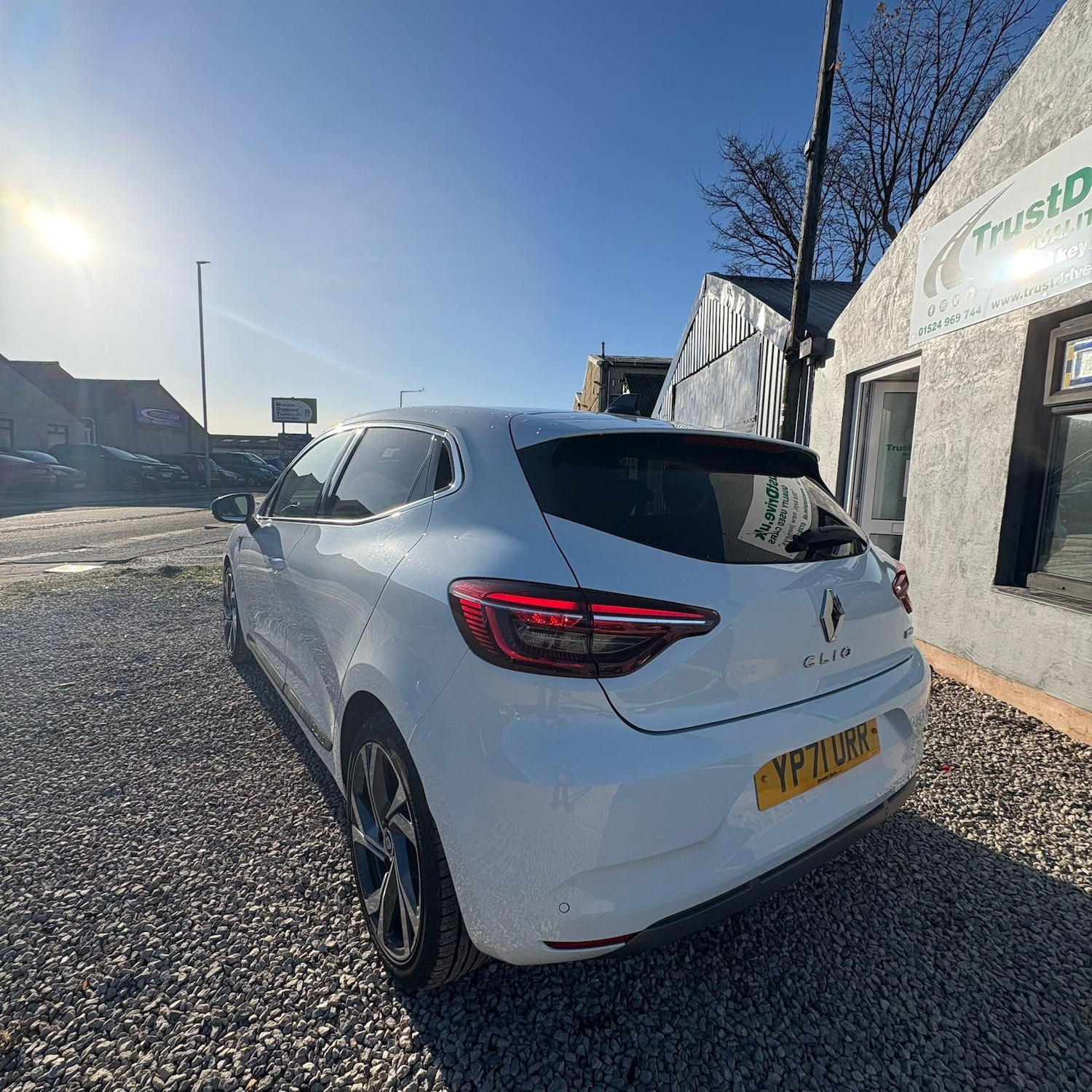 Used Renault Clio 2021 for sale - 76670177: Photo 3