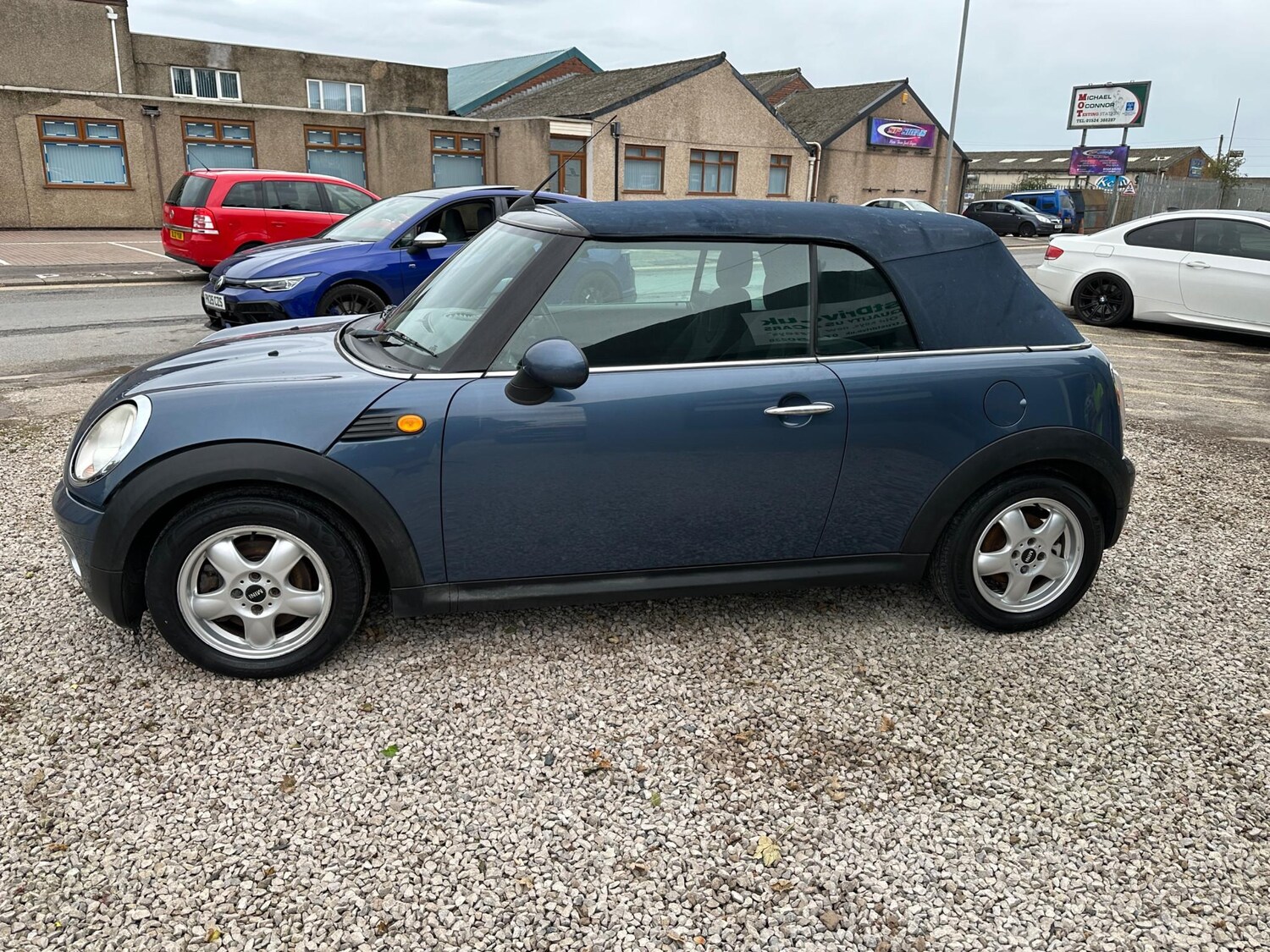 Used MINI Convertible 2009 for sale - 77707075: Photo 6