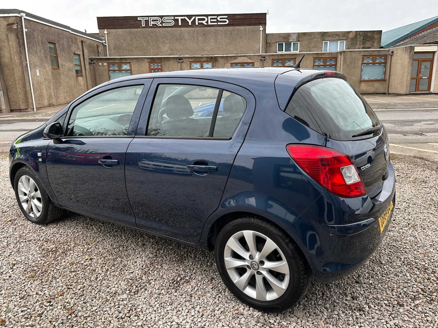 Used Vauxhall Corsa 2014 for sale - 77114451: Photo 6
