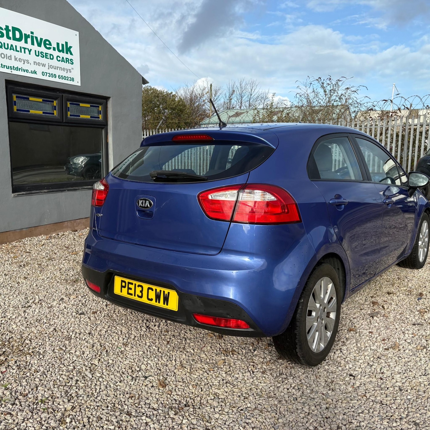 Used Kia Rio 2013 for sale - 76445391: Photo 3