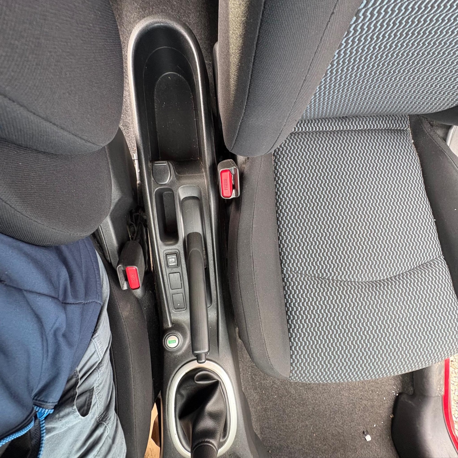 Used Nissan Note 2014 for sale - 76449267: Photo 17