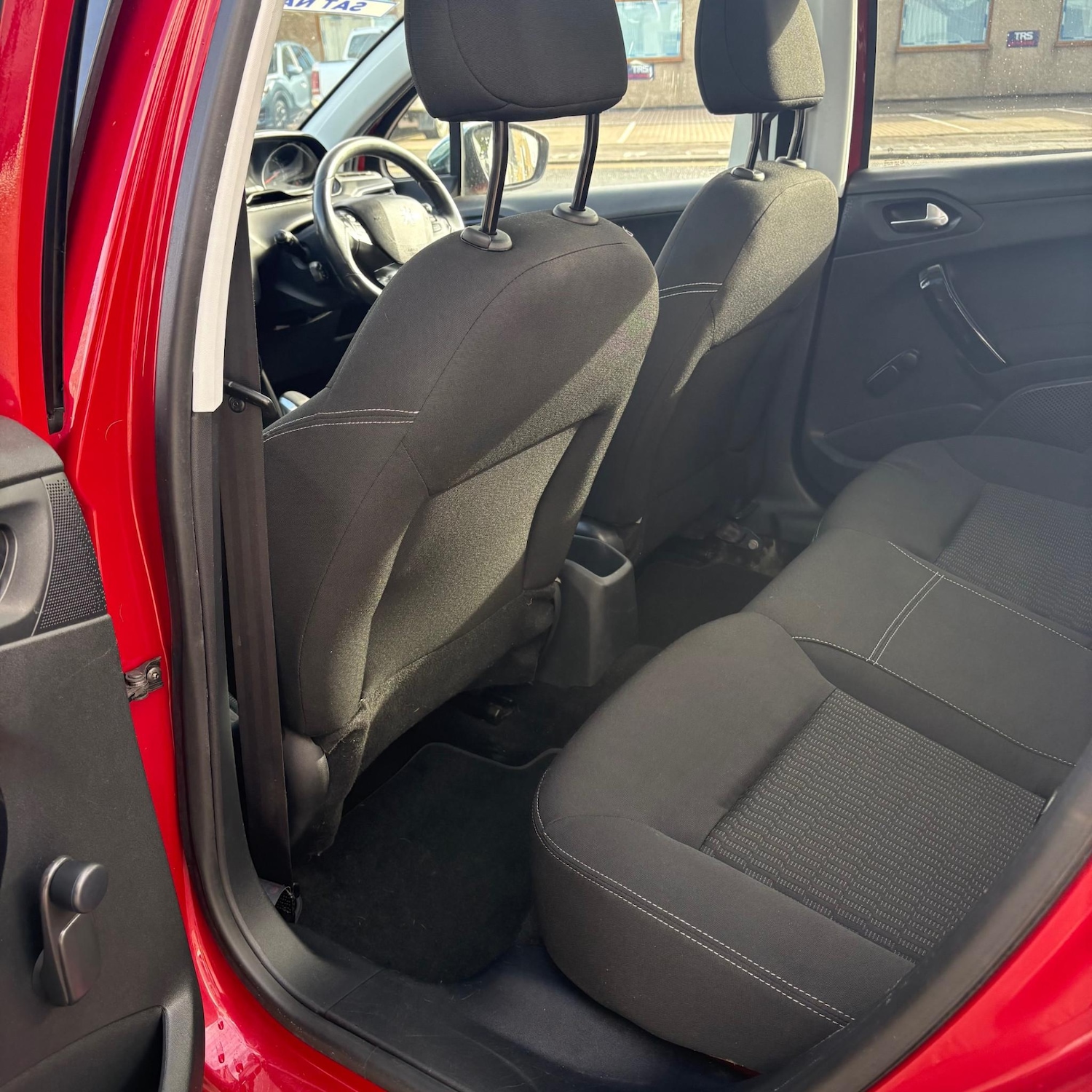 Used Peugeot 208 2015 for sale - 76449266: Photo 13