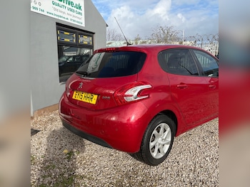 Used Peugeot 208 2015 for sale - 76449266: Photo