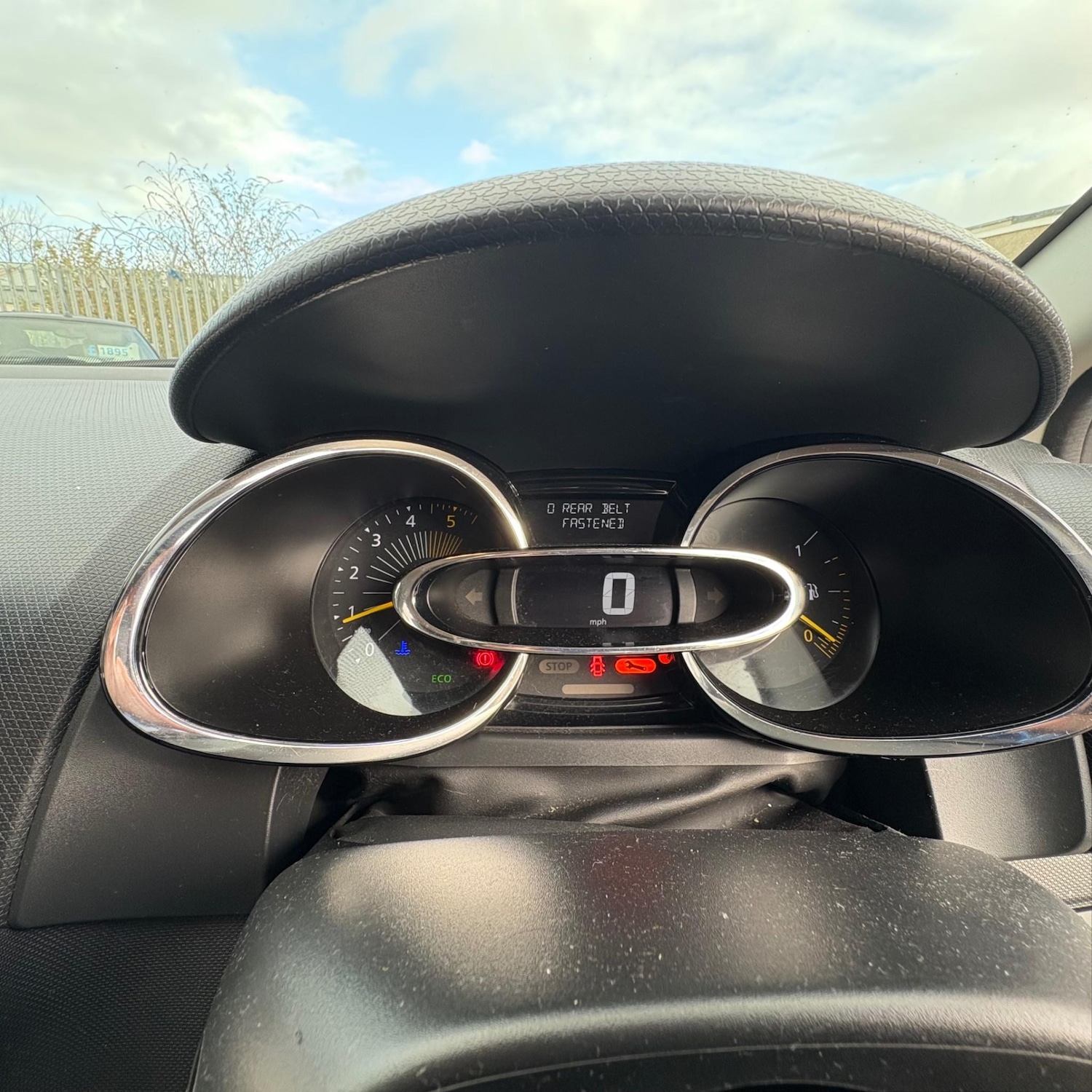 Used Renault Clio 2014 for sale - 76449270: Photo 16