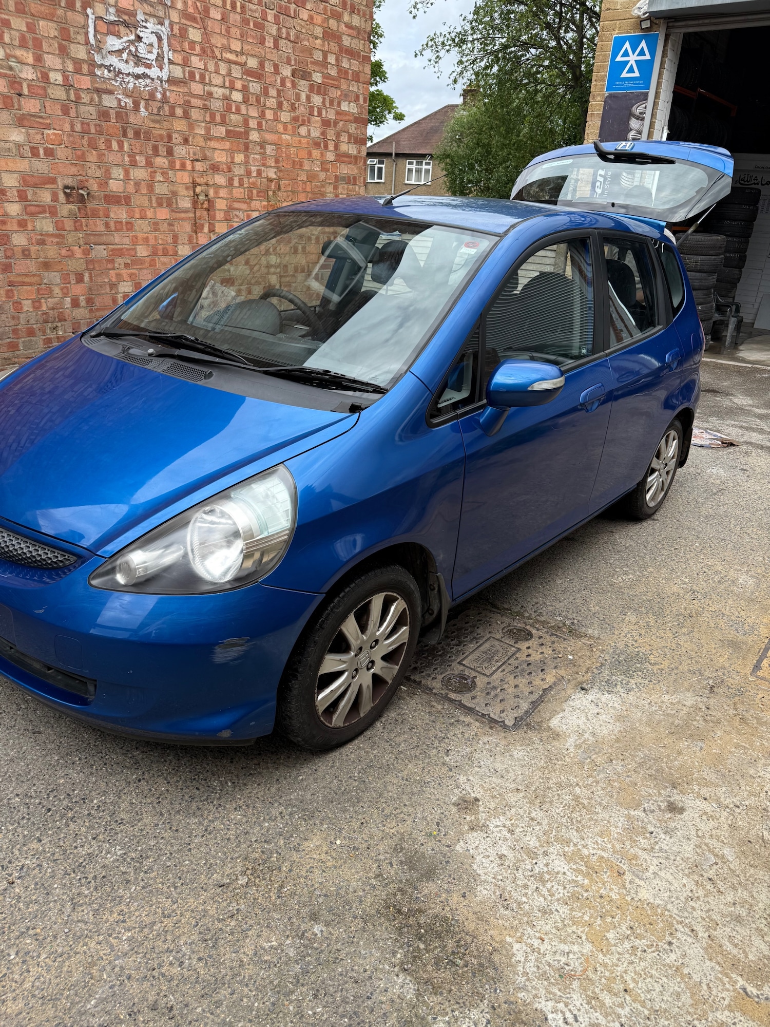 Used Honda Jazz 2006 for sale - 76393509: Photo 2