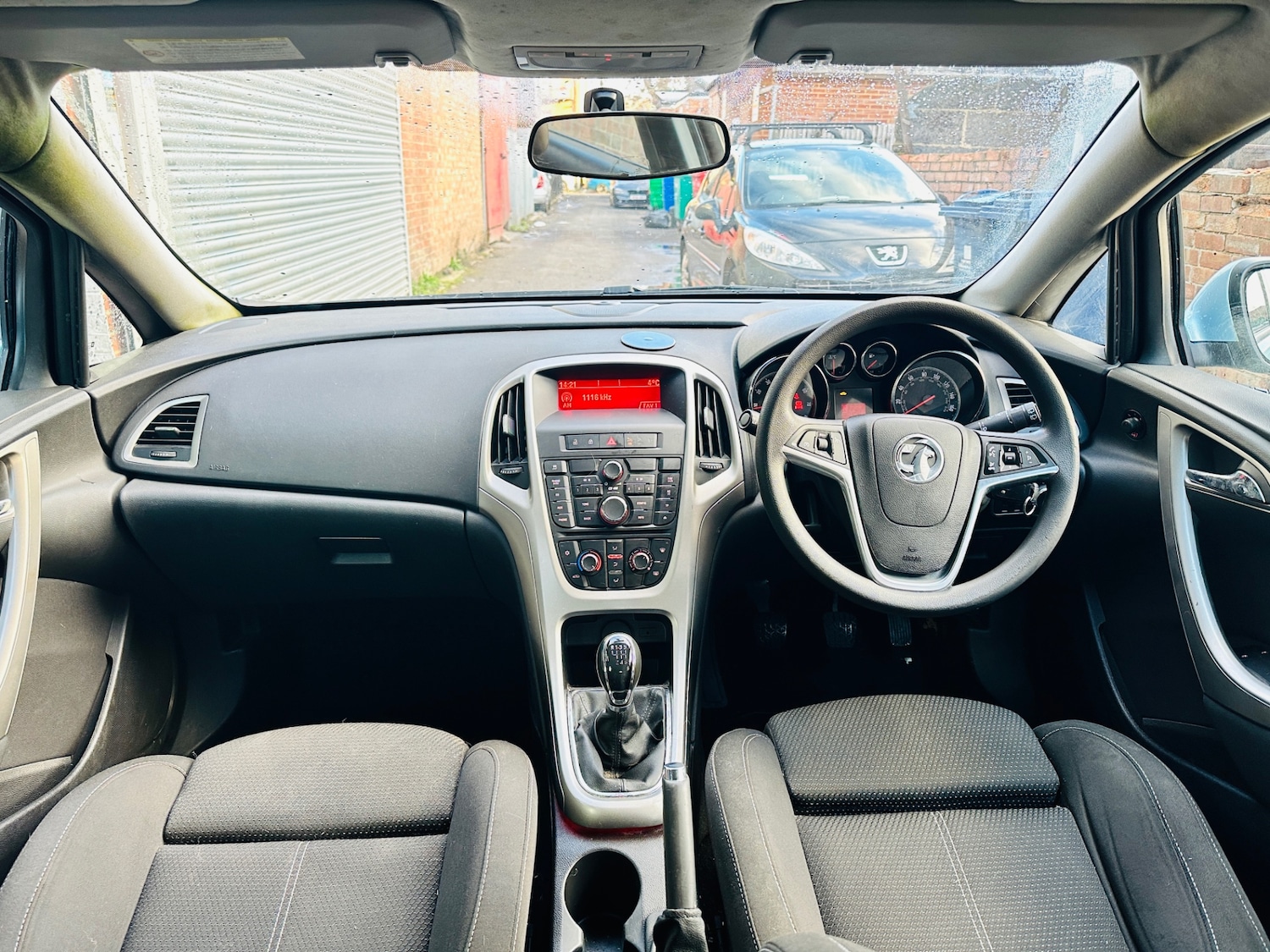 Used Vauxhall Astra 2010 for sale - 77264215: Photo 11