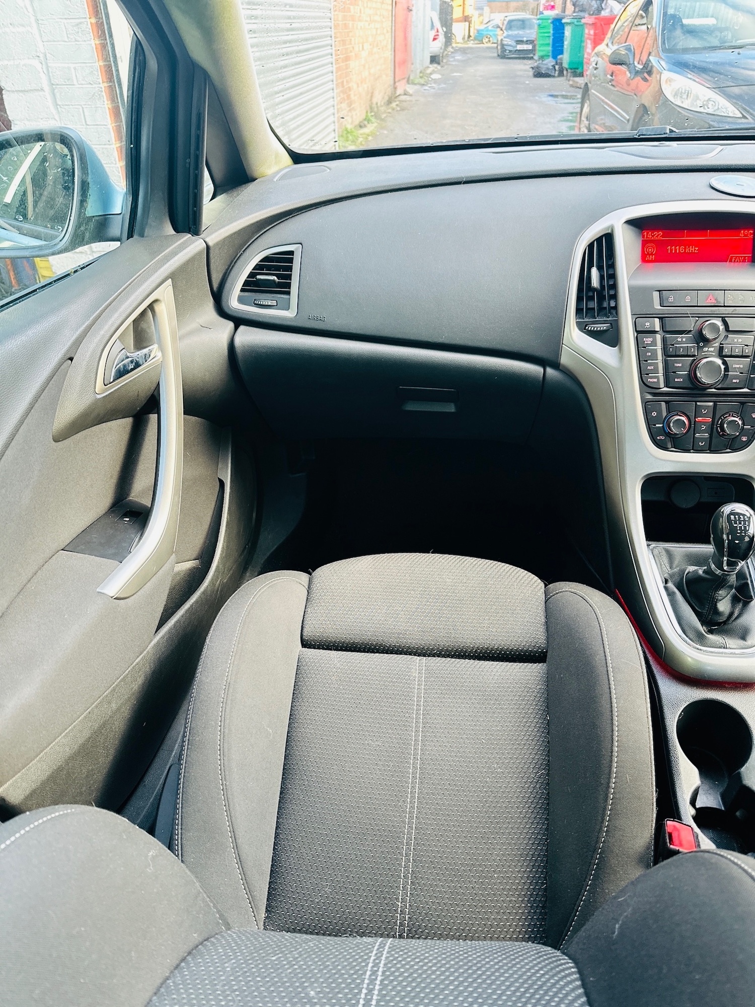 Used Vauxhall Astra 2010 for sale - 77264215: Photo 12