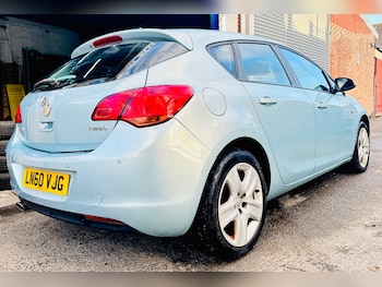 Used Vauxhall Astra 2010 for sale - 77264215: Photo